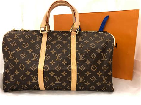 cuánto cuesta una maleta louis vuitton|que llevar en una maleta.